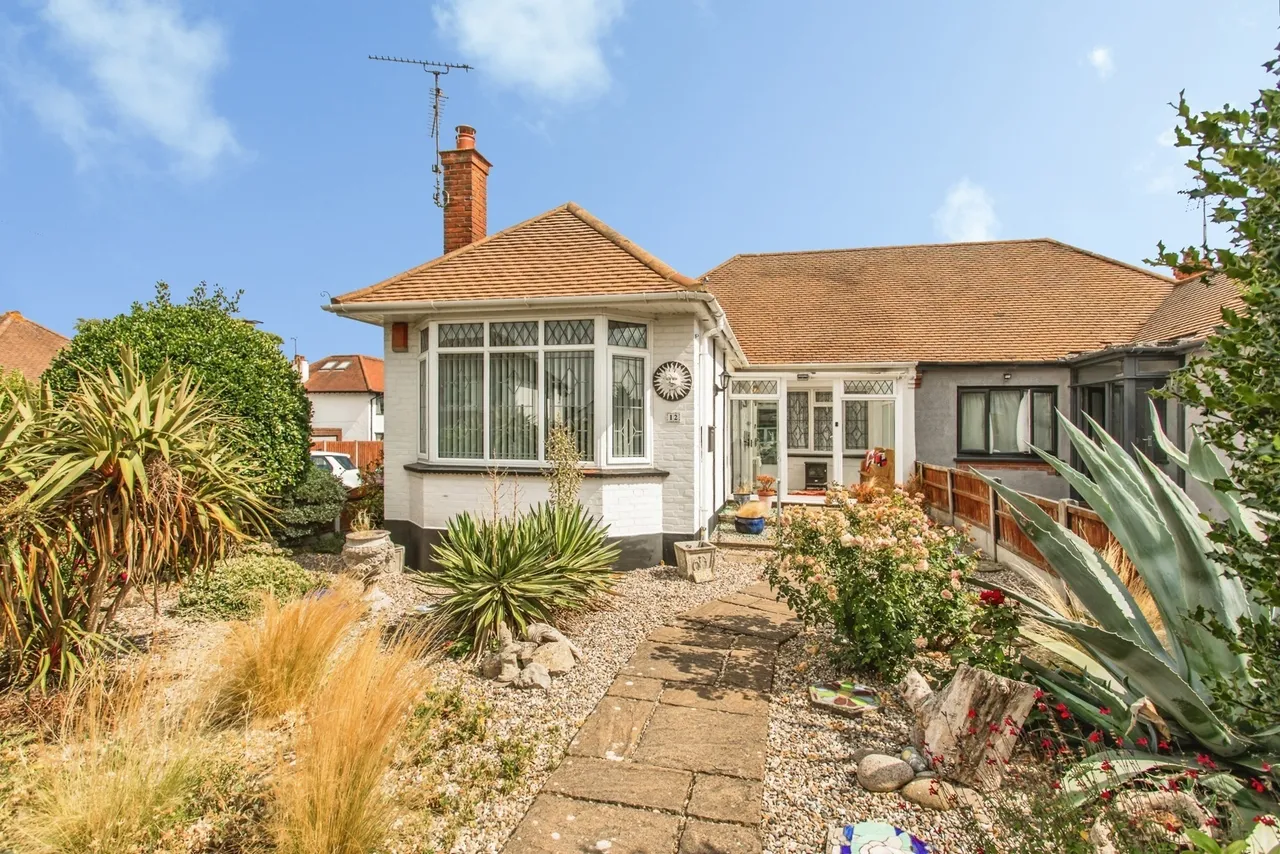 Somerton Avenue, Westcliff-on-Sea, Essex, SS0, photo 20
