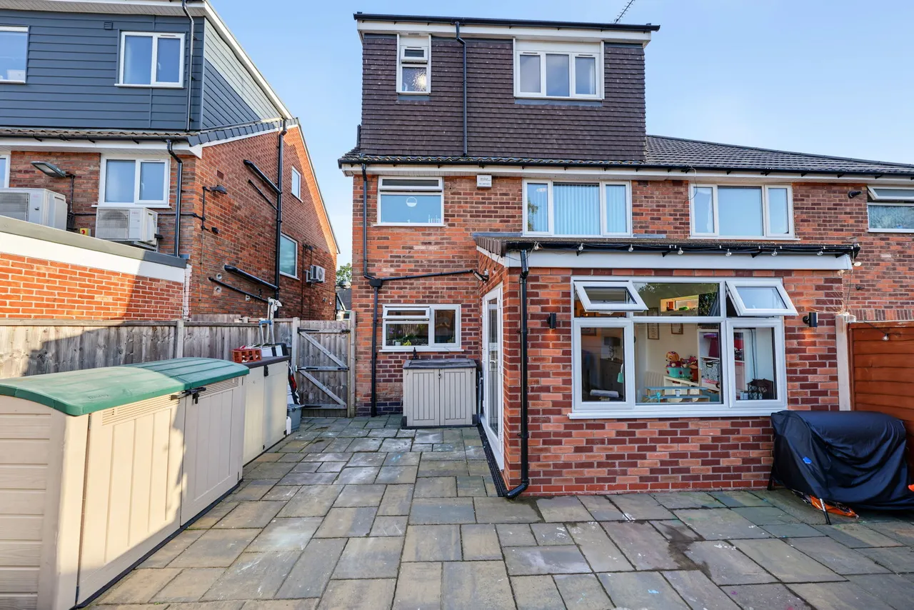 Wheeley Moor Road, Kingshurst, photo 15