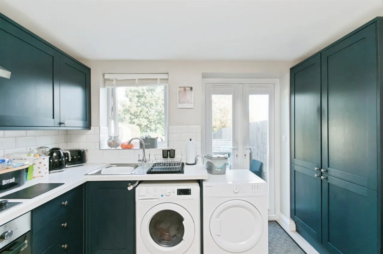 West Street, Burgess Hill, RH15, photo 9
