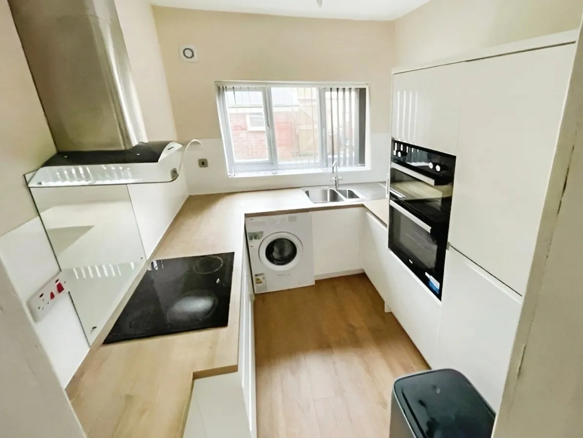 Elmswood Avenue, Rusholme, M14, photo 2