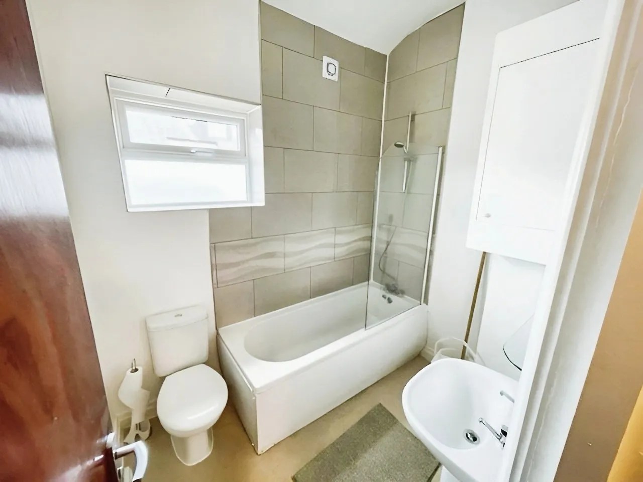 Elmswood Avenue, Rusholme, M14, photo 11