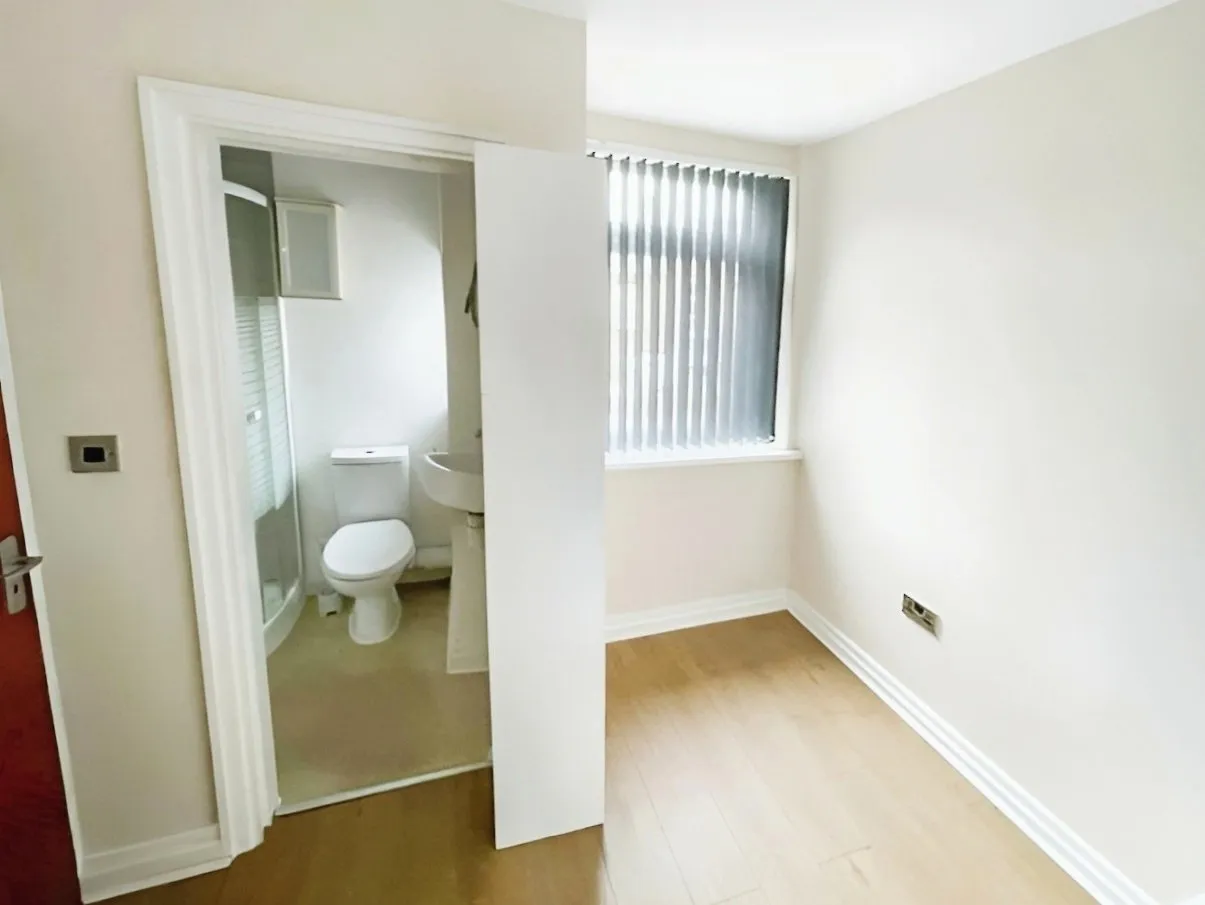 Elmswood Avenue, Rusholme, M14, photo 9
