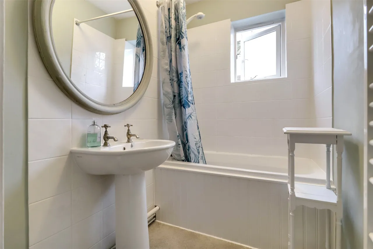 Irsha Street, Appledore, EX39, photo 7