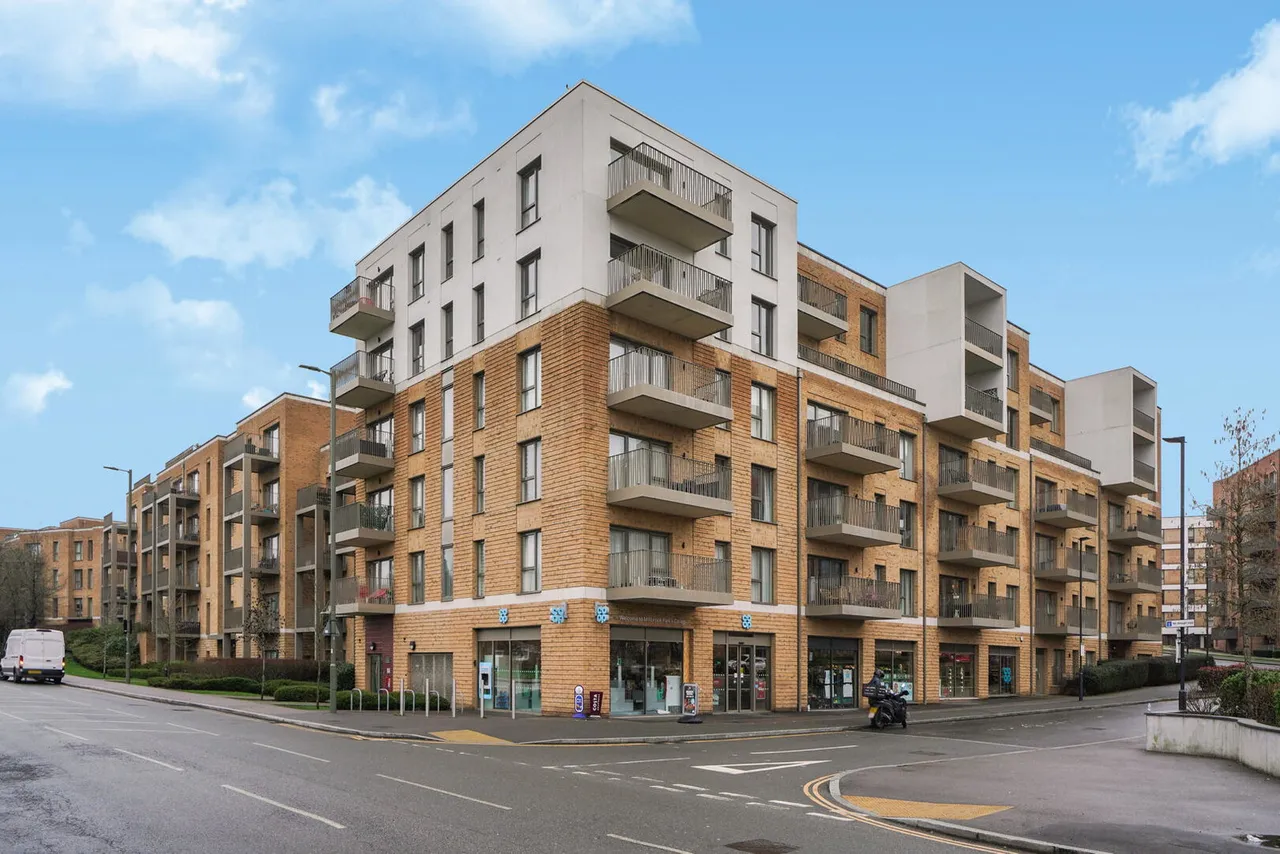 Foxglove Apartments, Millbrook Park, NW7 1TG, photo 15