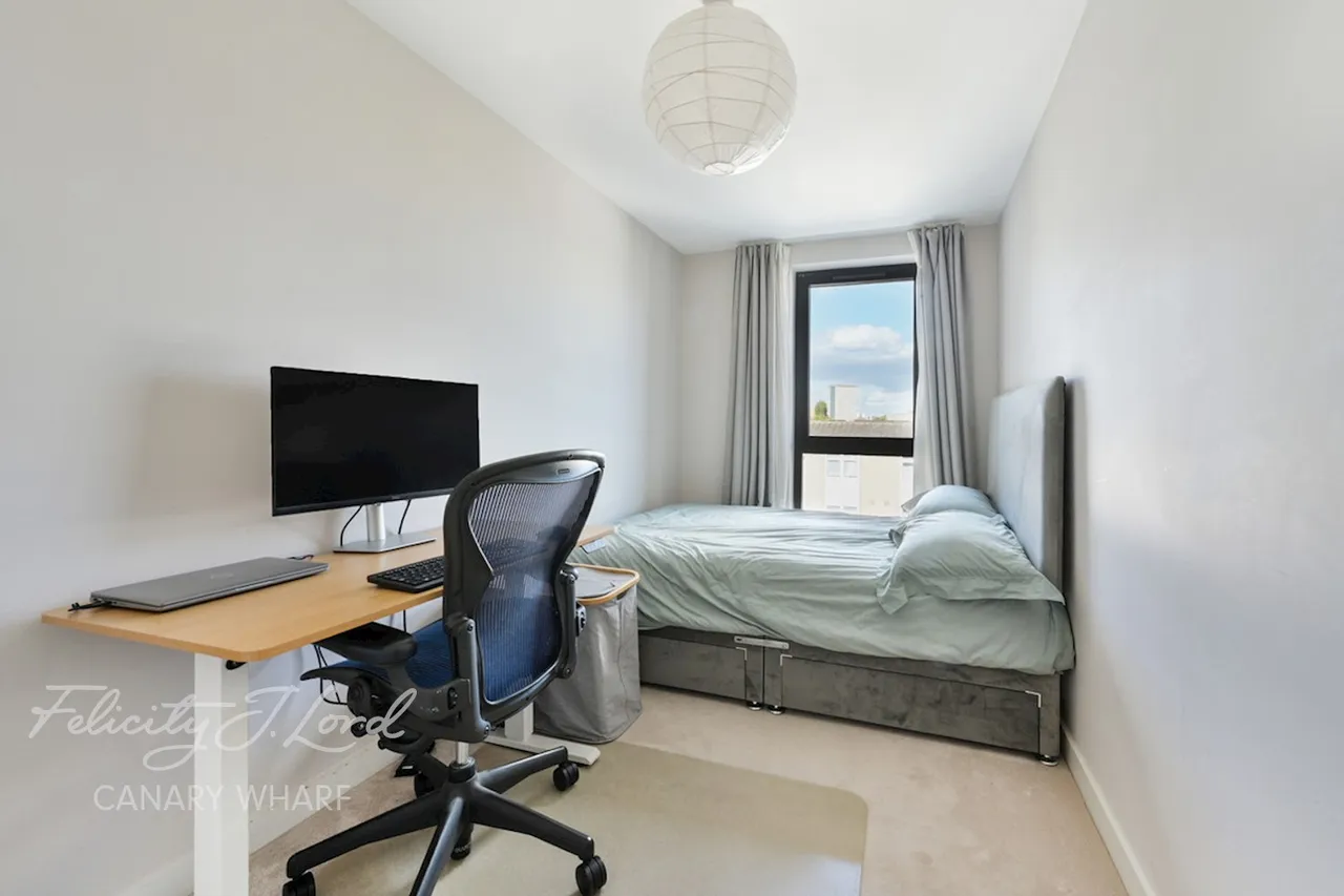 Glengarnock Avenue, London, E14, photo 11