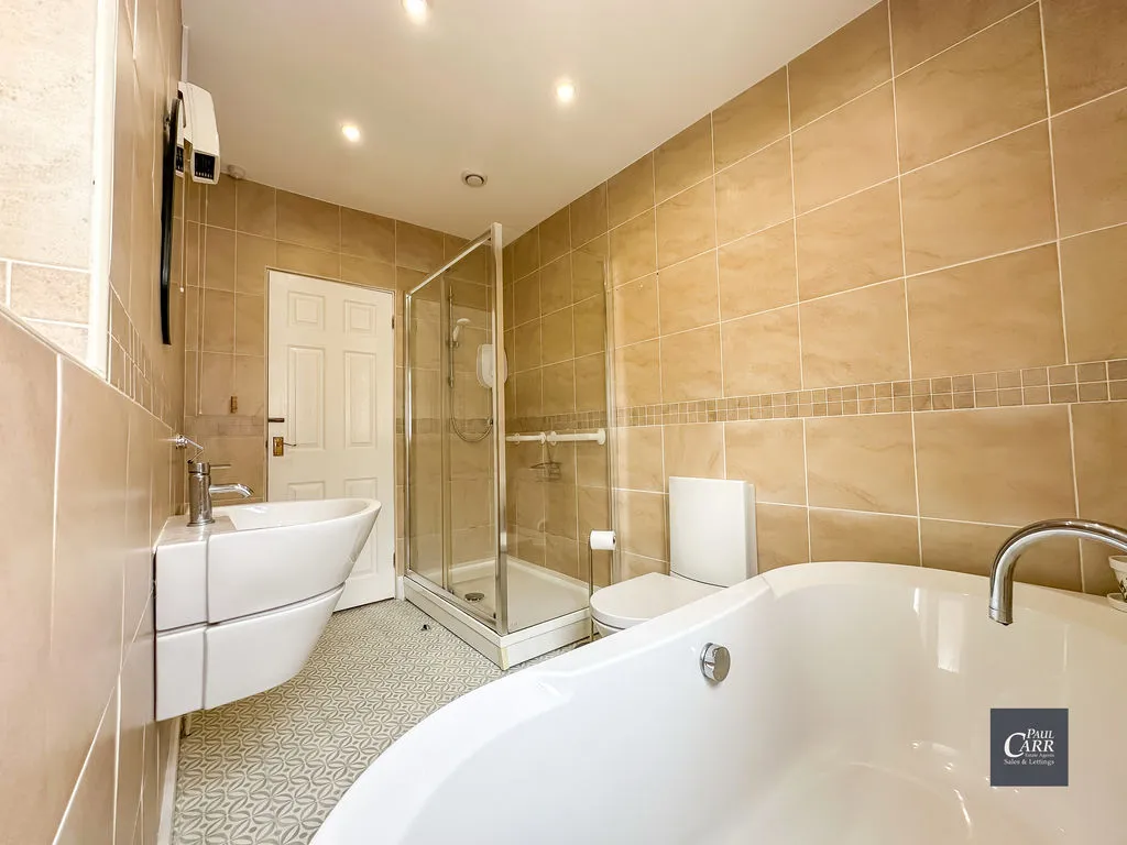 Inglewood Grove, Streetly, B74, photo 12