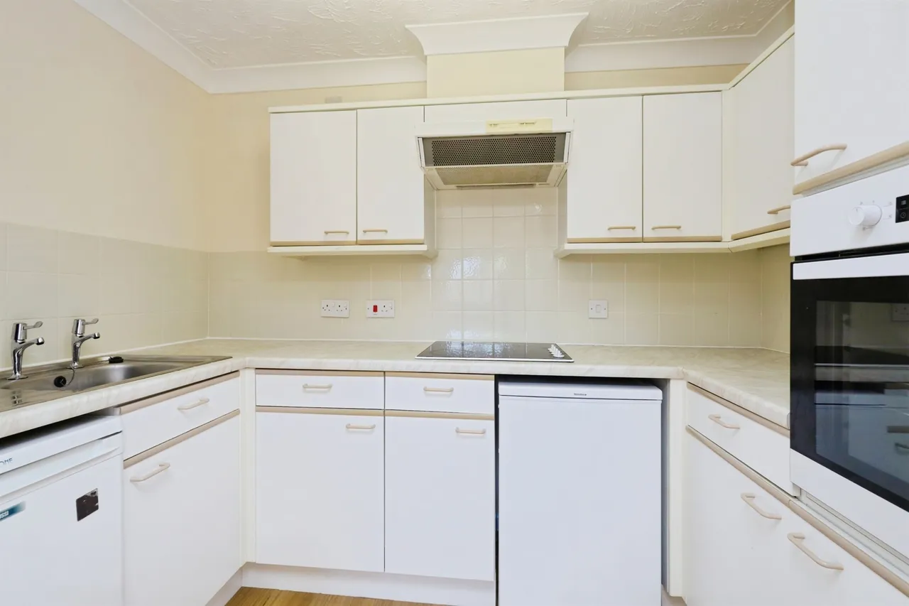 Bellbanks Road, Hailsham, BN27, photo 5