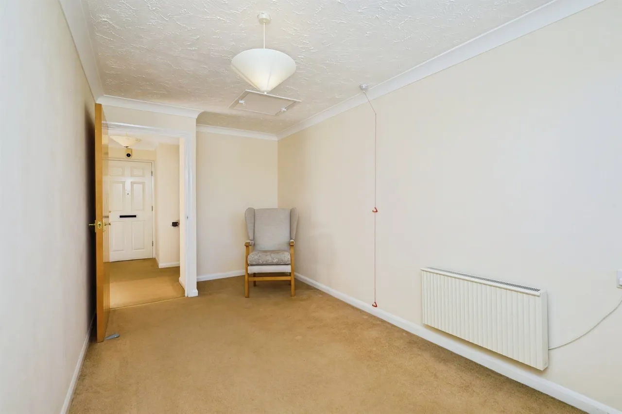 Bellbanks Road, Hailsham, BN27, photo 11