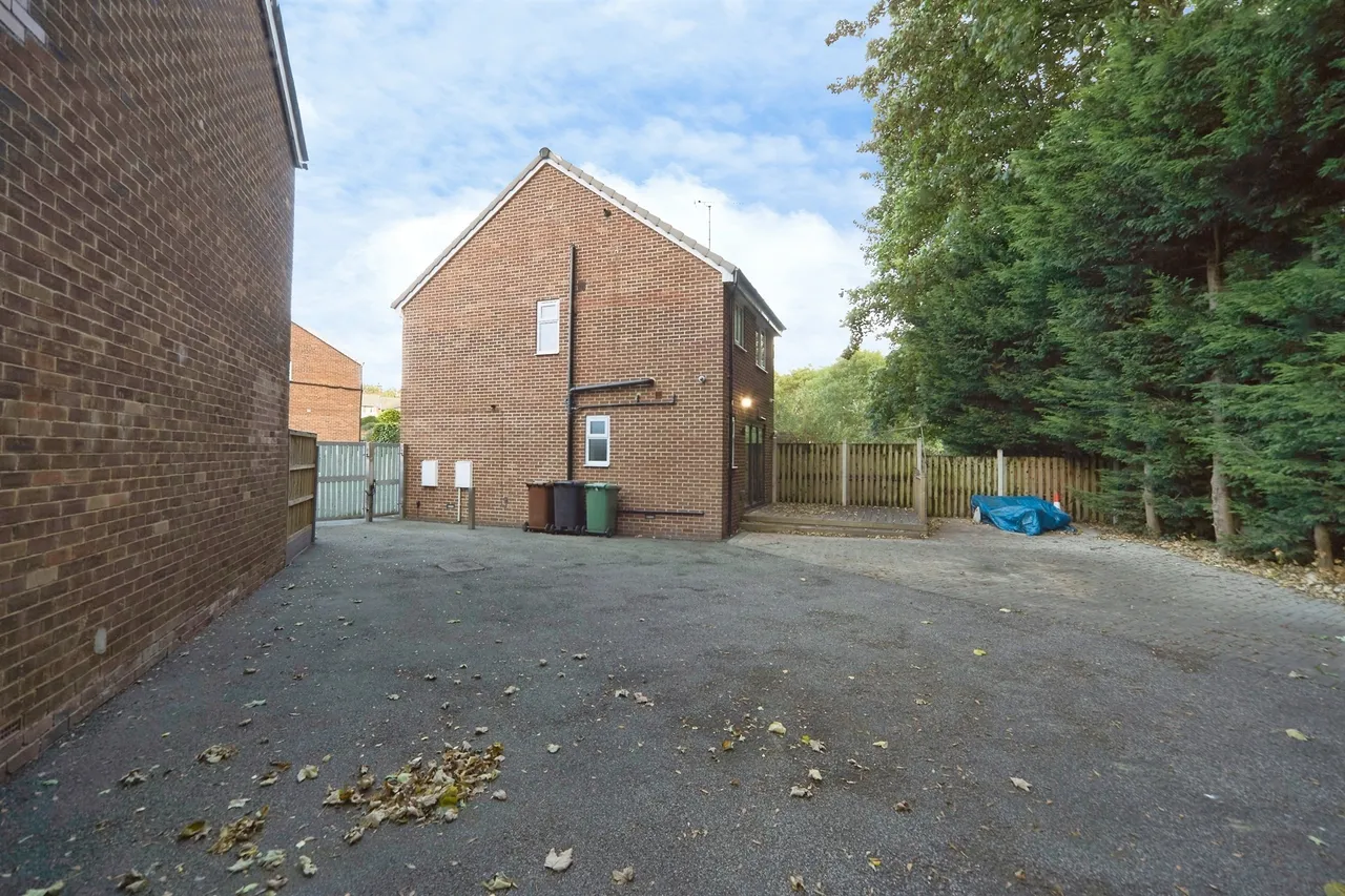 Somerdale Mews, Leeds, LS13, photo 19