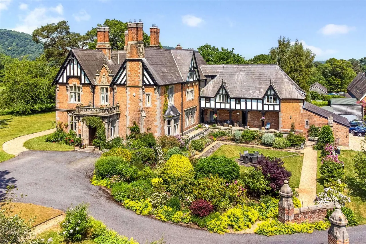 7 bed house for sale — Cholmondeley Lane, Bulkeley, Malpas, Cheshire, SY14 8BT