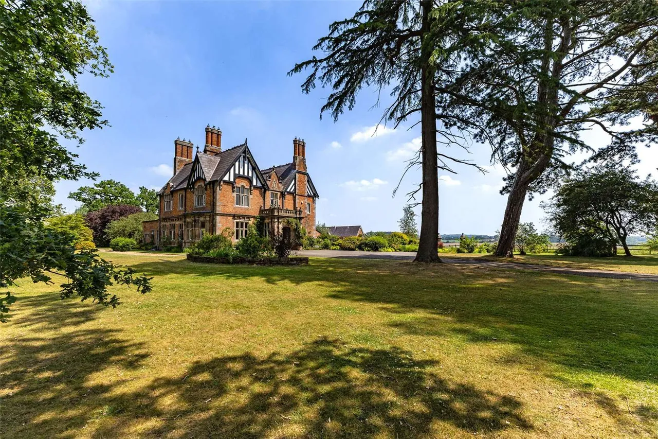 Cholmondeley Lane, Bulkeley, Malpas, Cheshire, SY14 8BT, photo 4