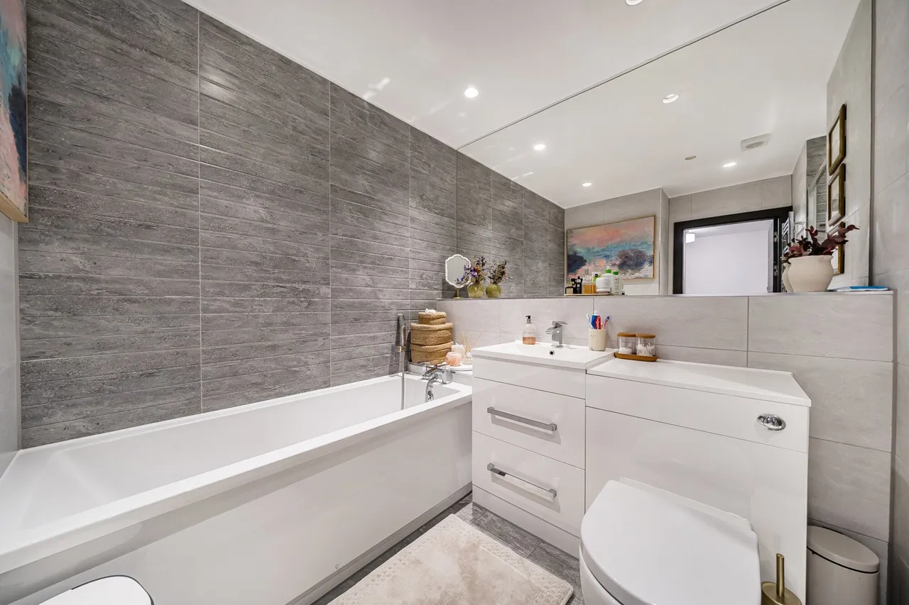 Huntley Close, SE10, photo 17
