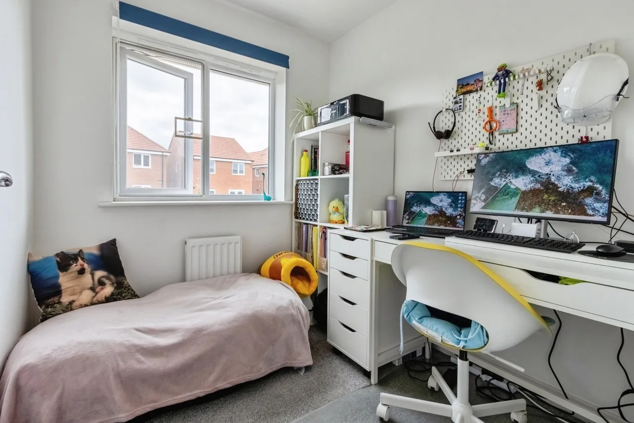 Tree Top Drive, WAKEFIELD, West Yorkshire, WF3, photo 16