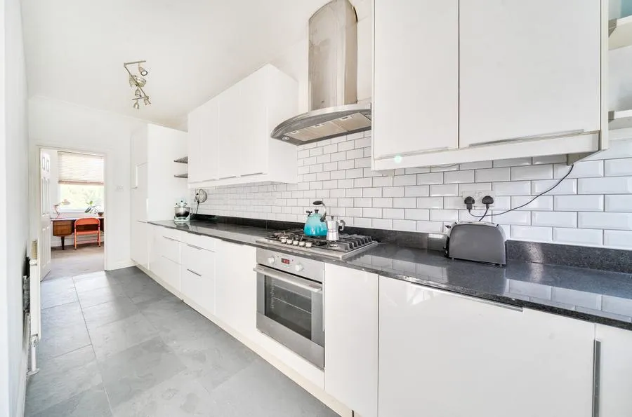 Wendell Road, London, W12, photo 6