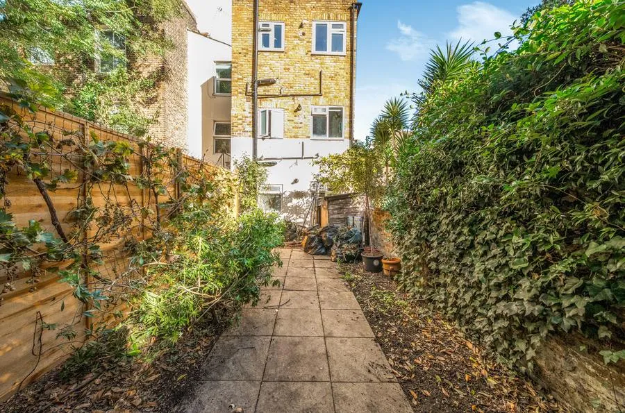 Wendell Road, London, W12, photo 16