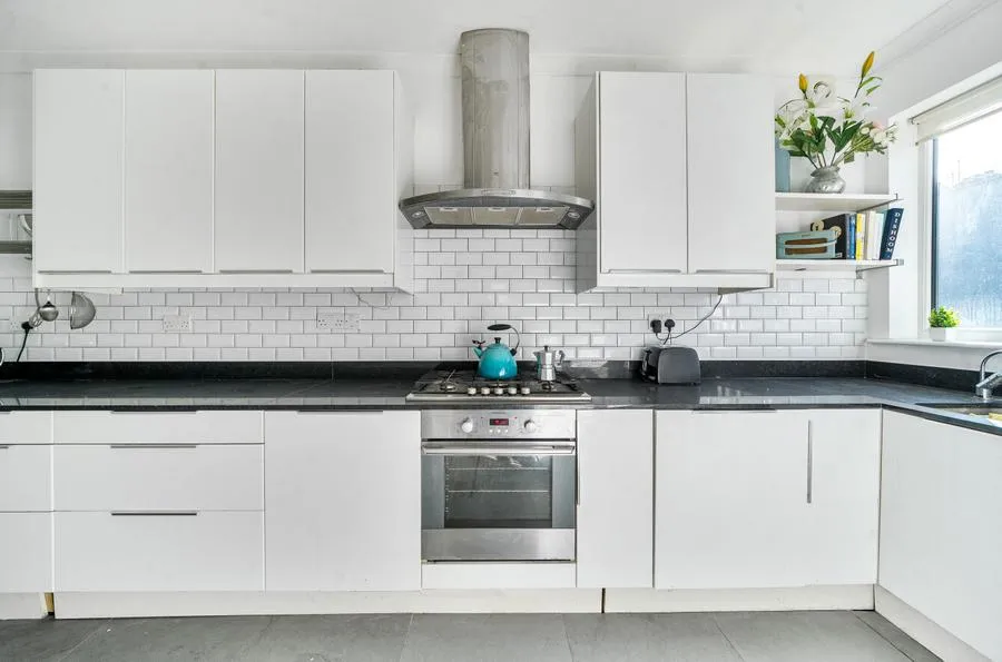 Wendell Road, London, W12, photo 5