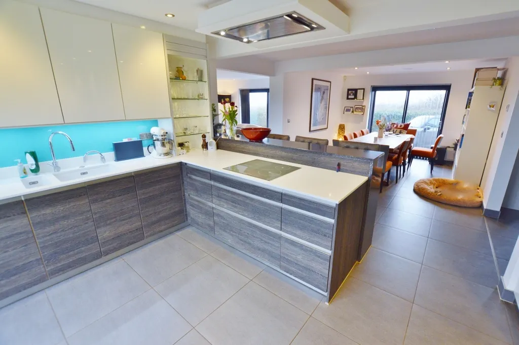 Glebe Road, Lytchett Matravers, Poole, BH16 6EH, photo 7