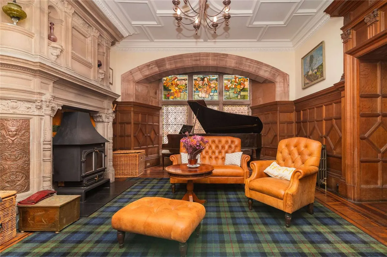Dunloe House, Wemyss Bay Road, Wemyss Bay, Renfrewshire, PA18 6AD, photo 8
