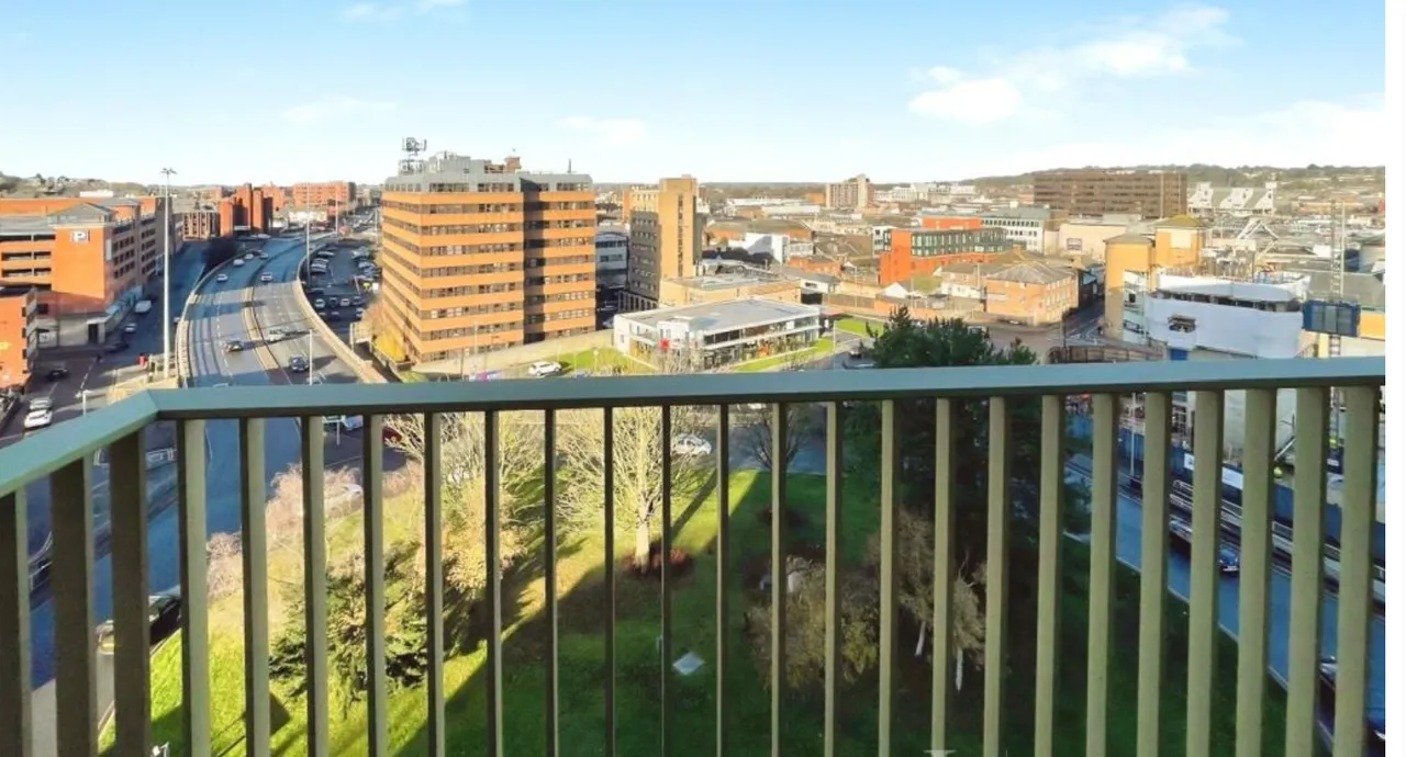 Castle Street, Luton, photo 5