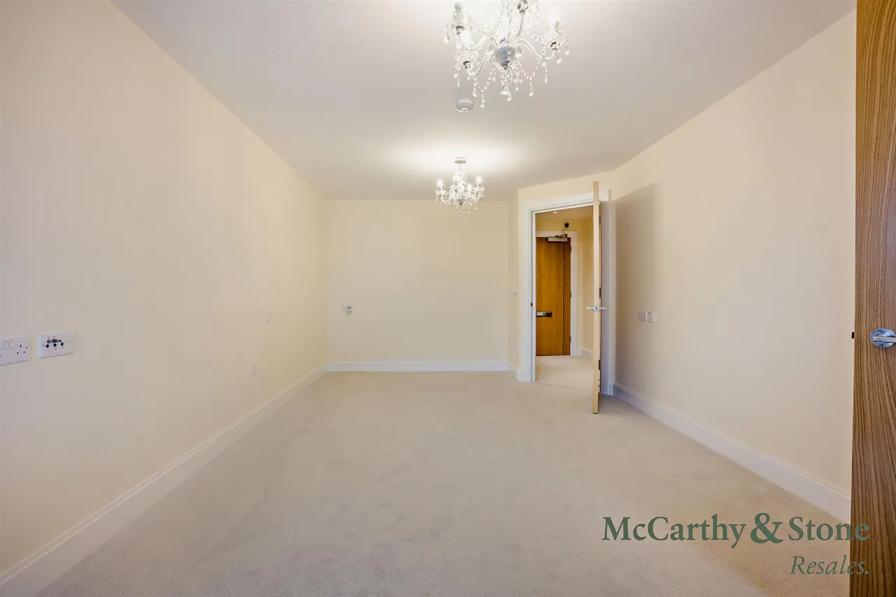 Churchfield Road, Poole, BH15, photo 6