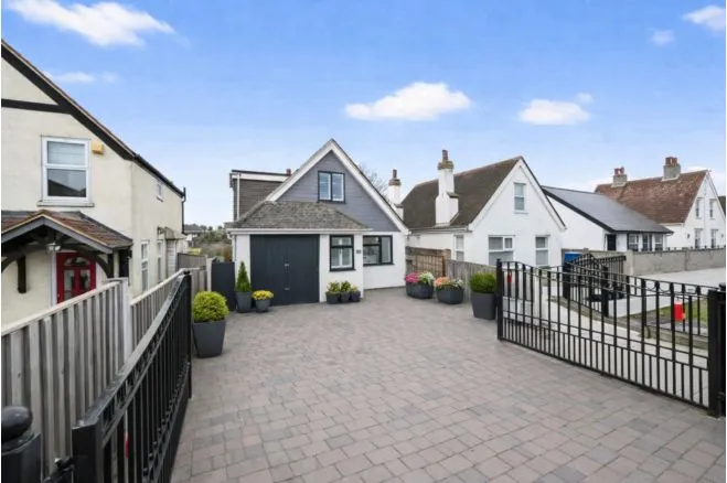 Baldwin Road, Sheerness, photo 8