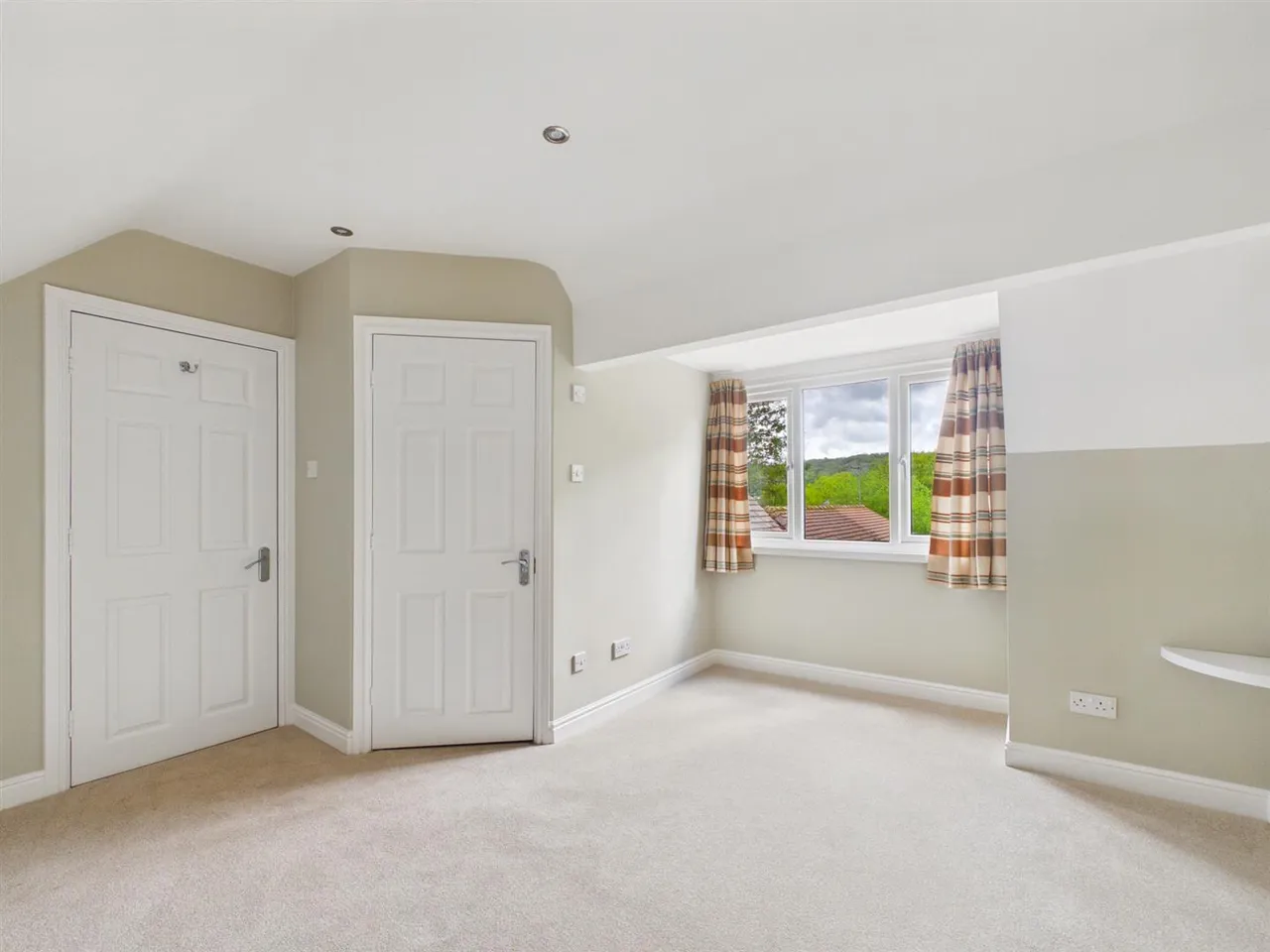 Park Road, Buxton, photo 6