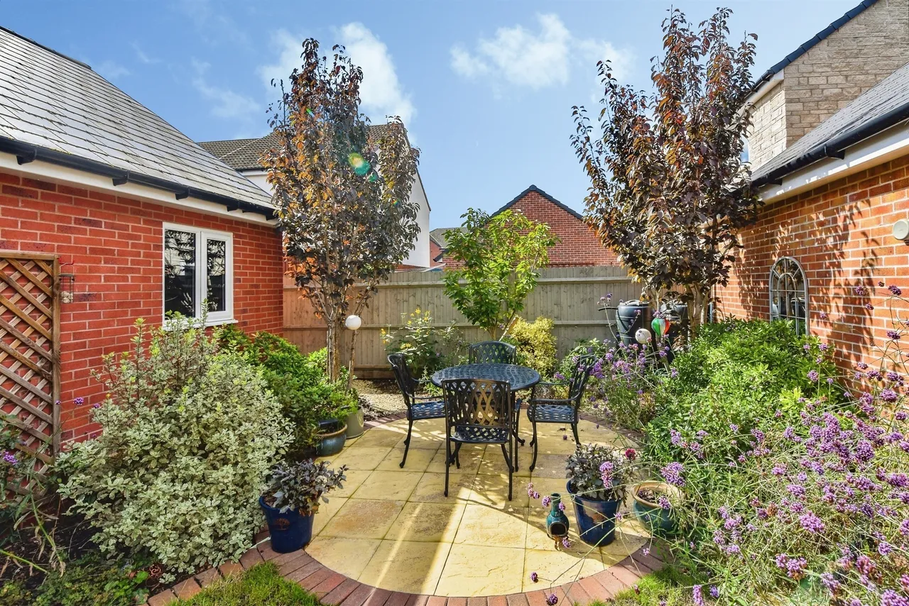 Amazon Way, Westbury, BA13, photo 18