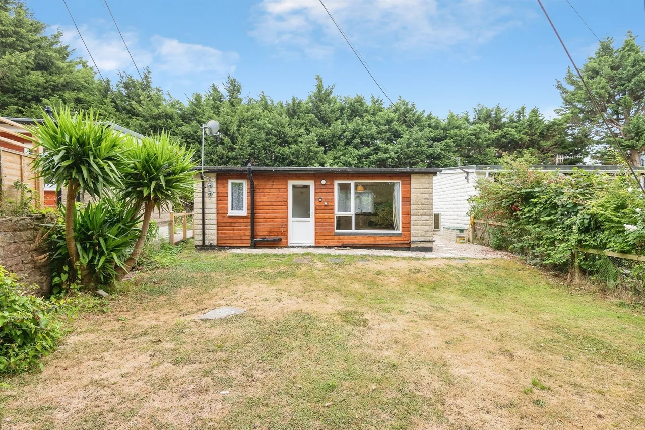 Cleeve Park, Chapel Cleeve, TA24, photo 14