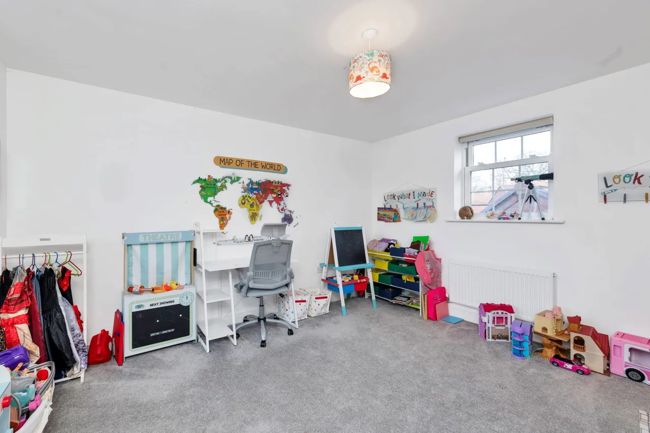Griffin Road, Brampton, PE28 4QP, photo 11