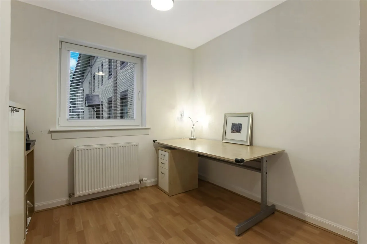 Birch View, Bearsden, G61, photo 13