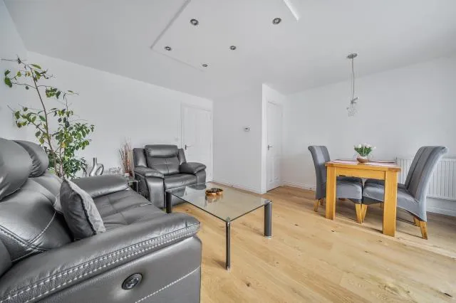 Crouch Hill Road, Banbury, OX16, photo 8