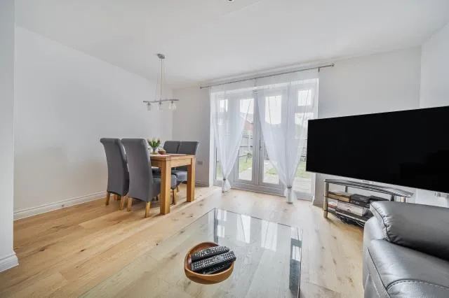 Crouch Hill Road, Banbury, OX16, photo 4