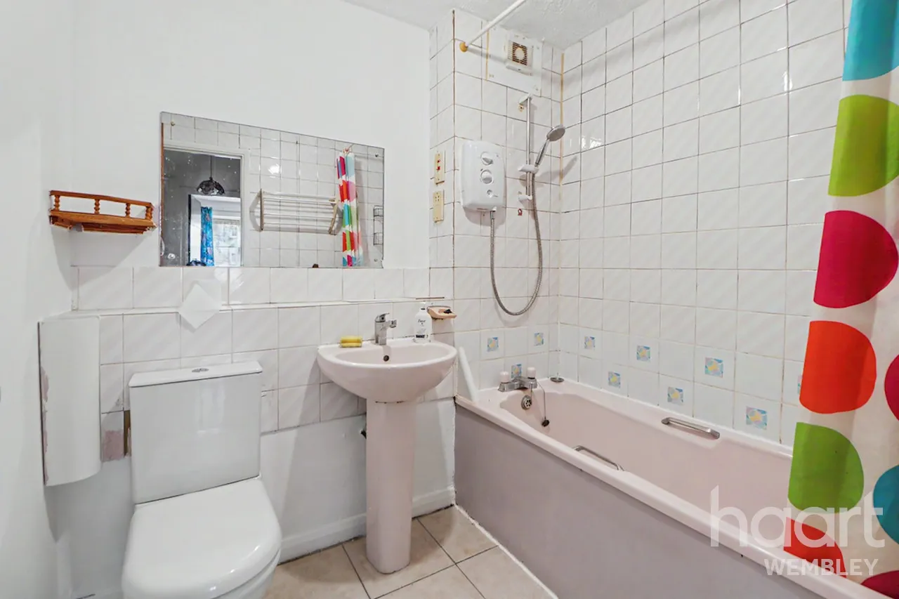 Alperton, HA0, photo 4