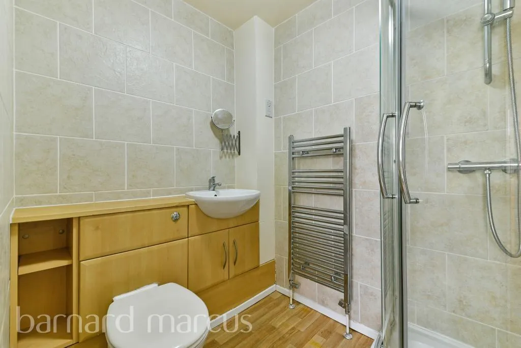 Dawley Road, Hayes, photo 8