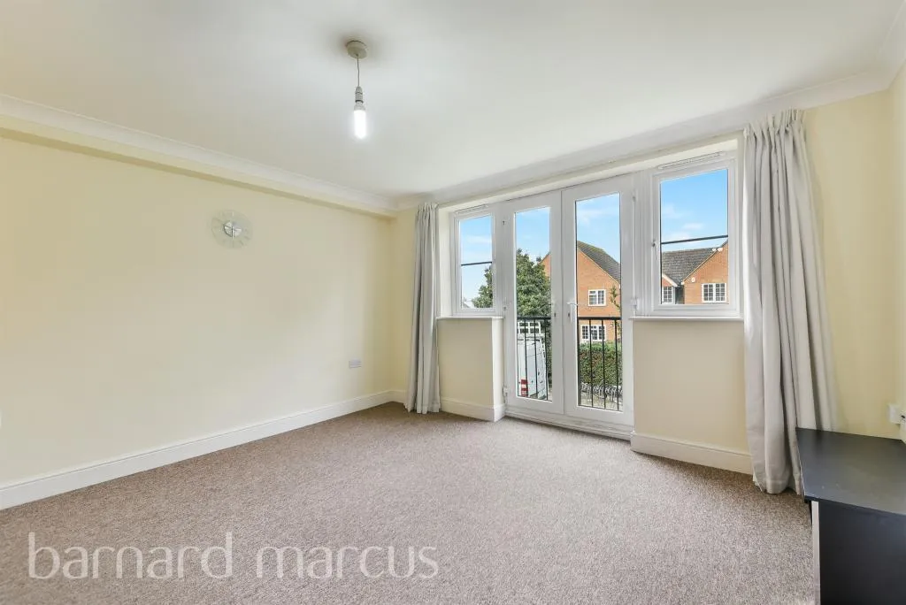 Dawley Road, Hayes, photo 3