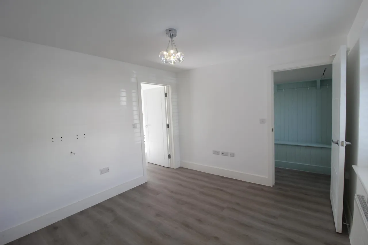 Grove Gardens, West Christchurch, BH23, photo 4