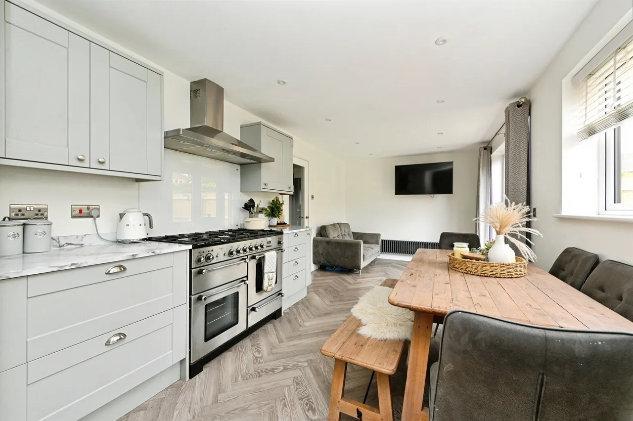 Beckett Close, North Wootton, King's Lynn, photo 4