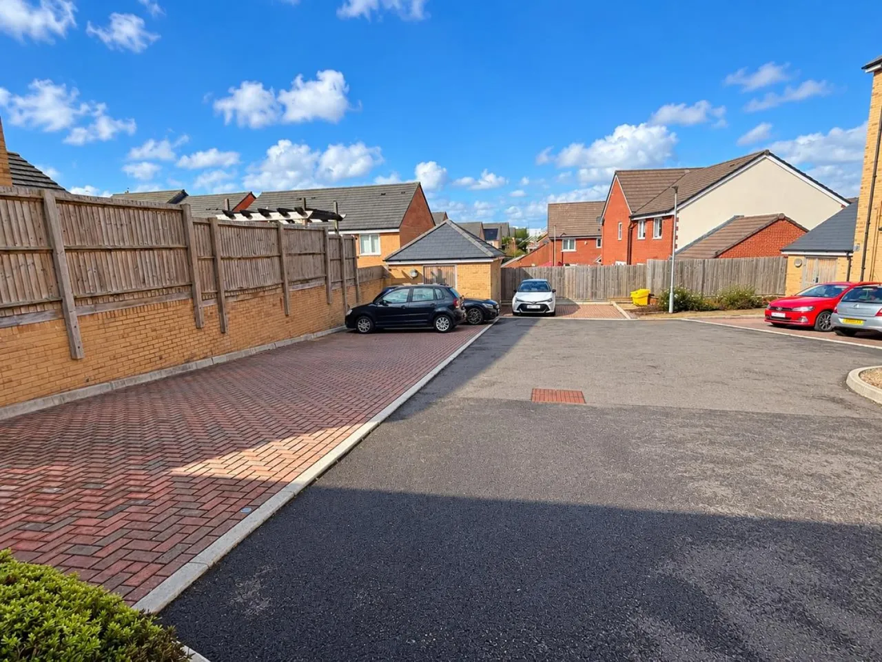 Snowdrop Drive, Lyde Green, BS16, photo 11