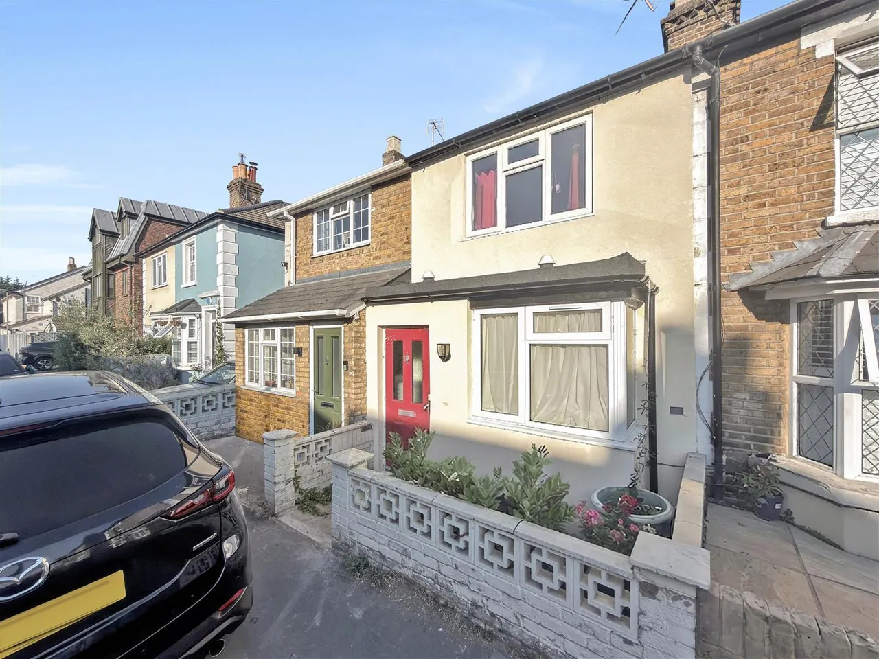 3 bed house for sale, New Road, Staines-Upon-Thames