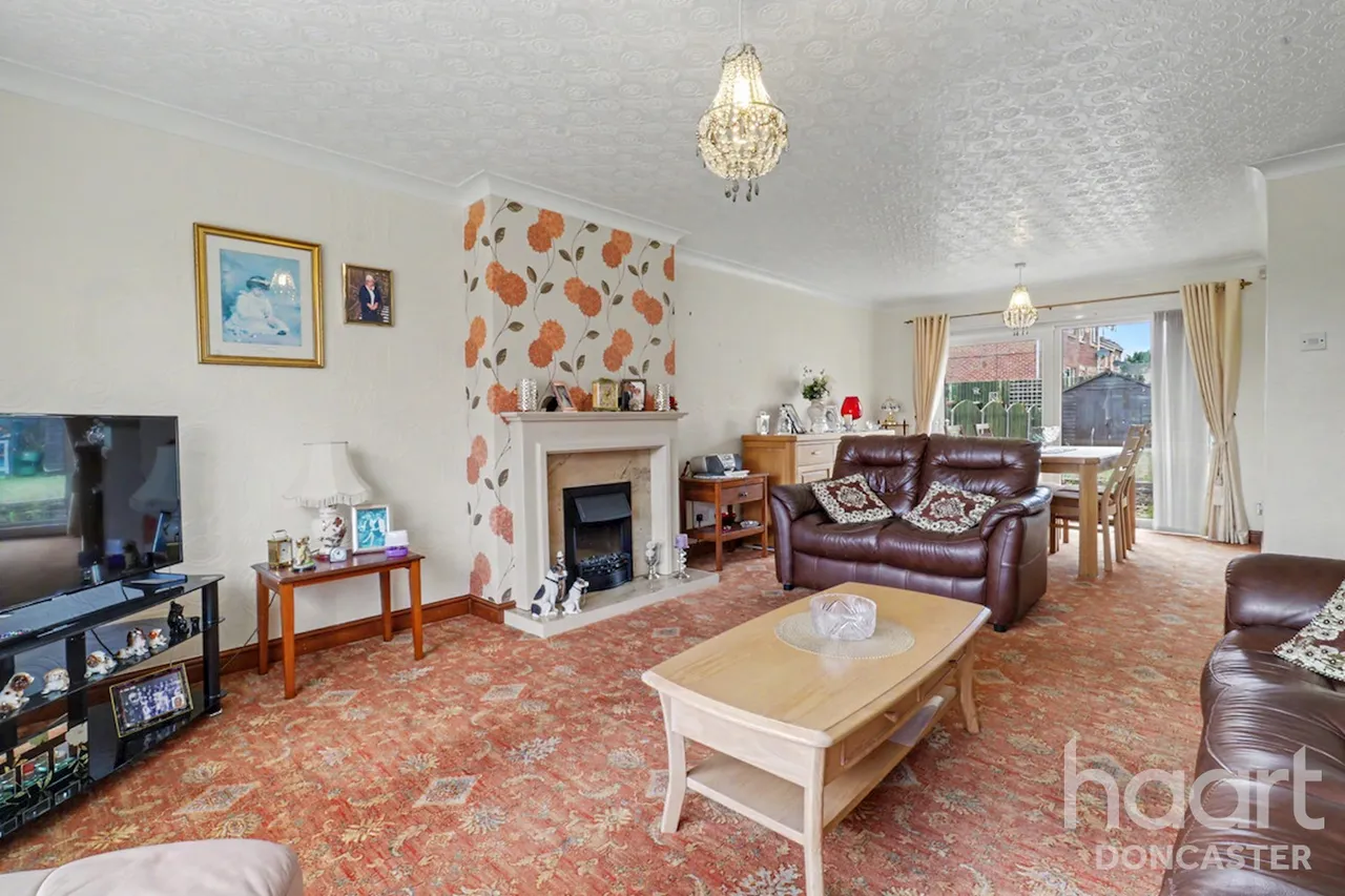 Downland Close, Balby, DN4, photo 2