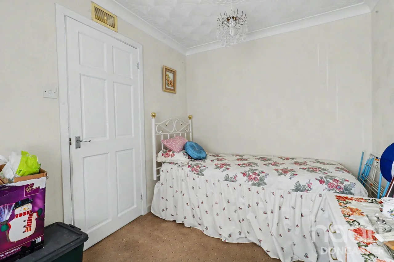 Downland Close, Balby, DN4, photo 19