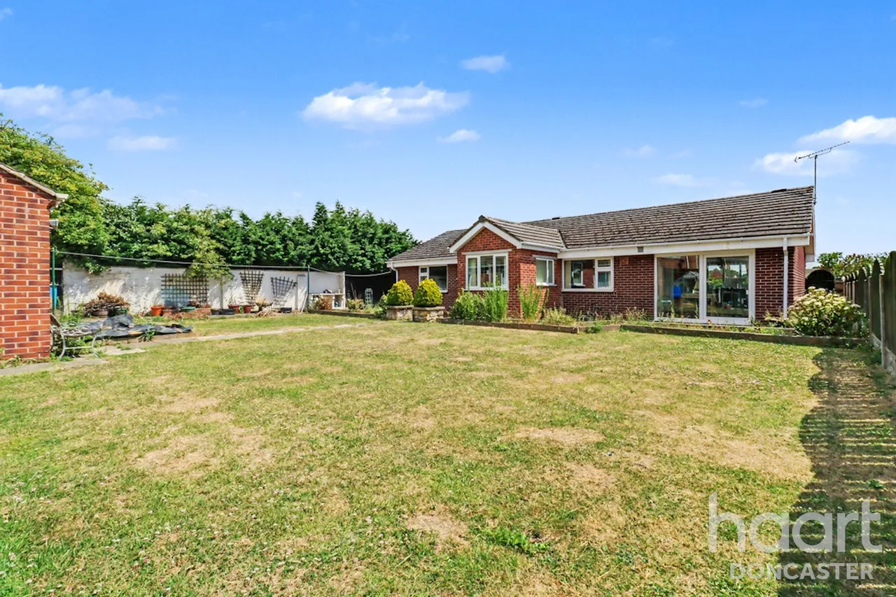 Downland Close, Balby, DN4, photo 23