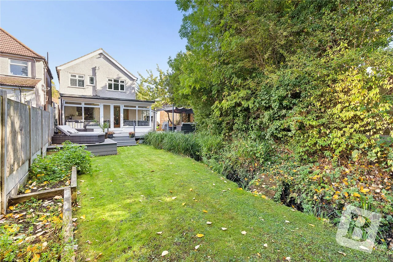 Slewins Lane, Hornchurch, RM11, photo 15