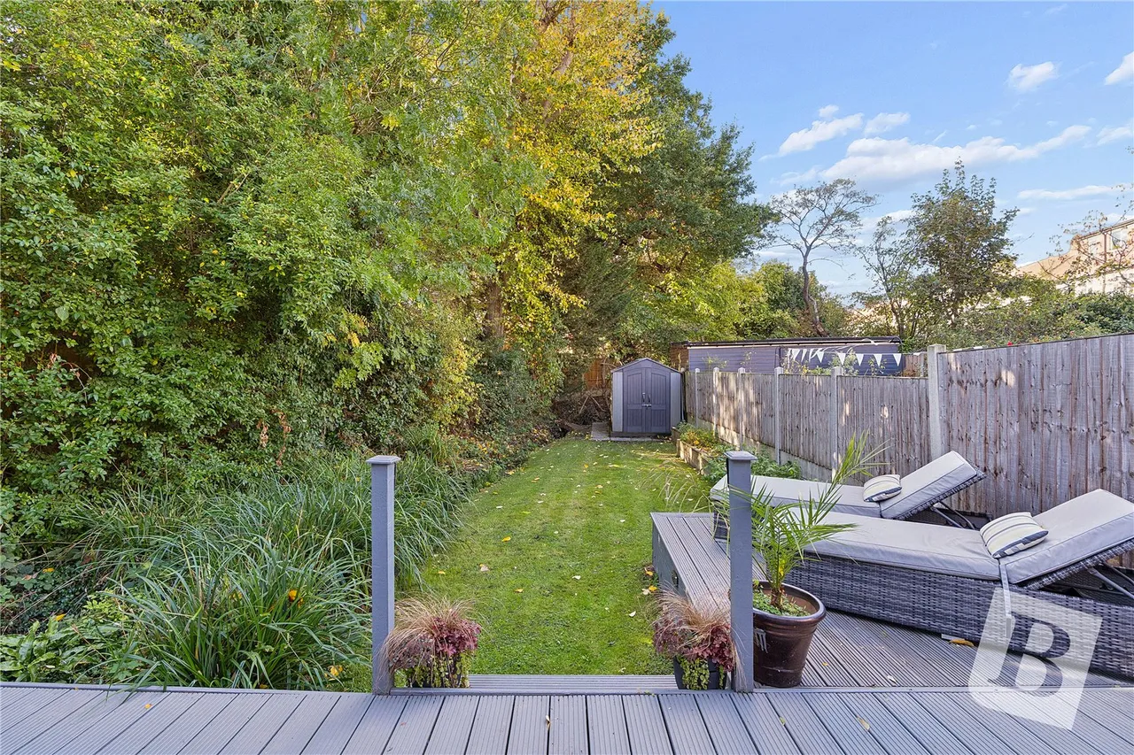 Slewins Lane, Hornchurch, RM11, photo 18