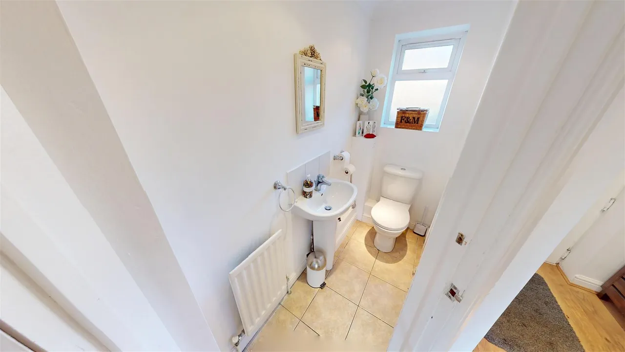 Cowslip Close, Horsham, RH13, photo 9