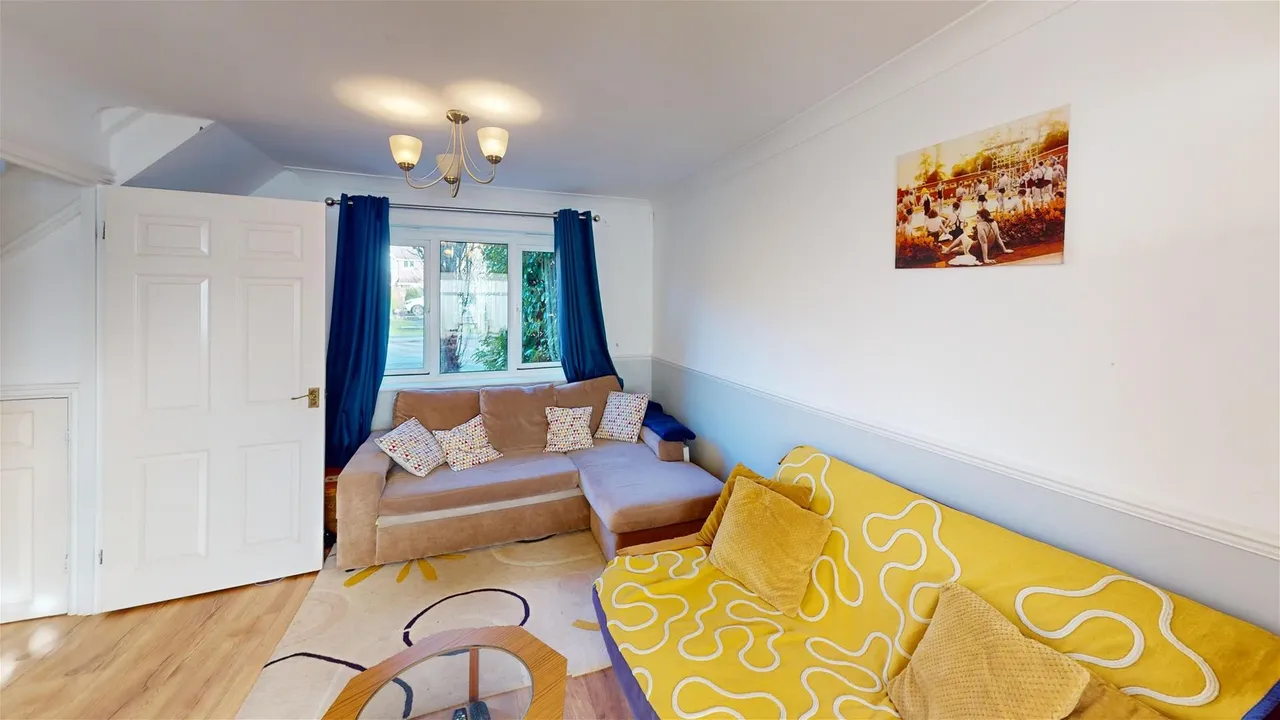 Cowslip Close, Horsham, RH13, photo 4