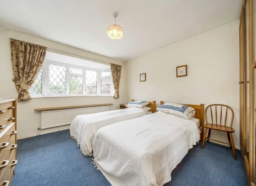 Marlingdene Close, Hampton, TW12, photo 6