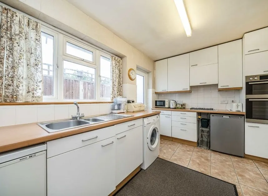 Marlingdene Close, Hampton, TW12, photo 4
