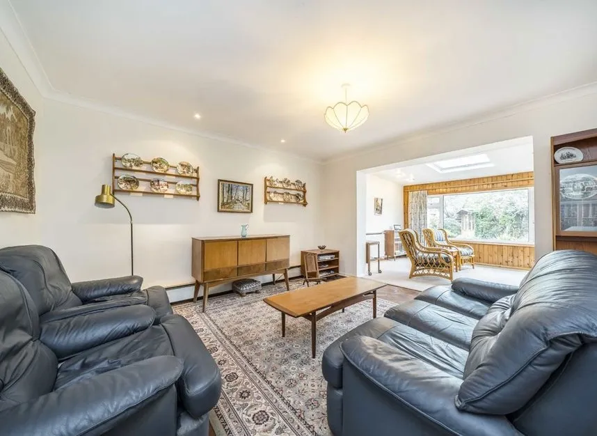 Marlingdene Close, Hampton, TW12, photo 2
