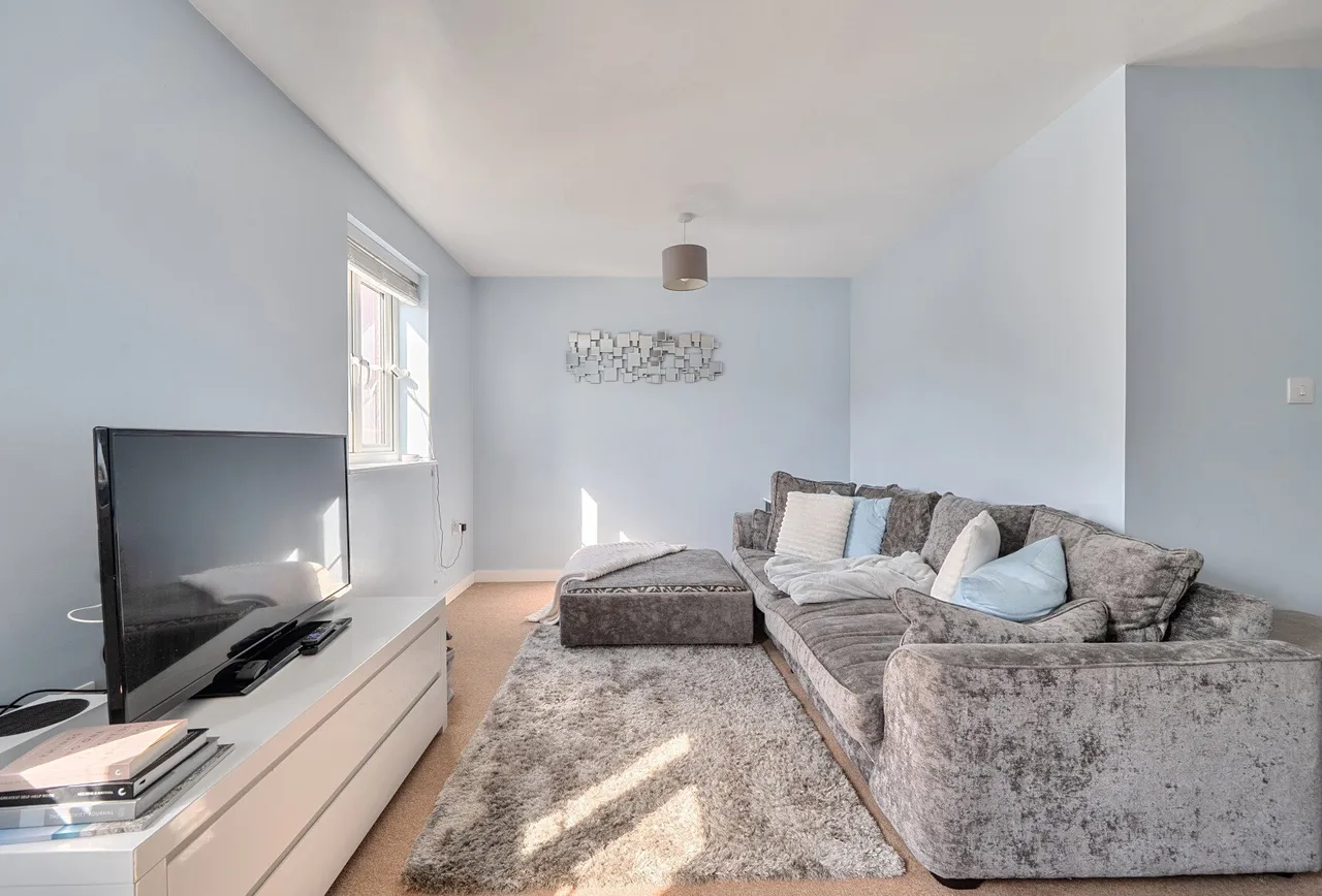 Cannon Corner, Gloucestershire, Brockworth, GL3 4FD, photo 10